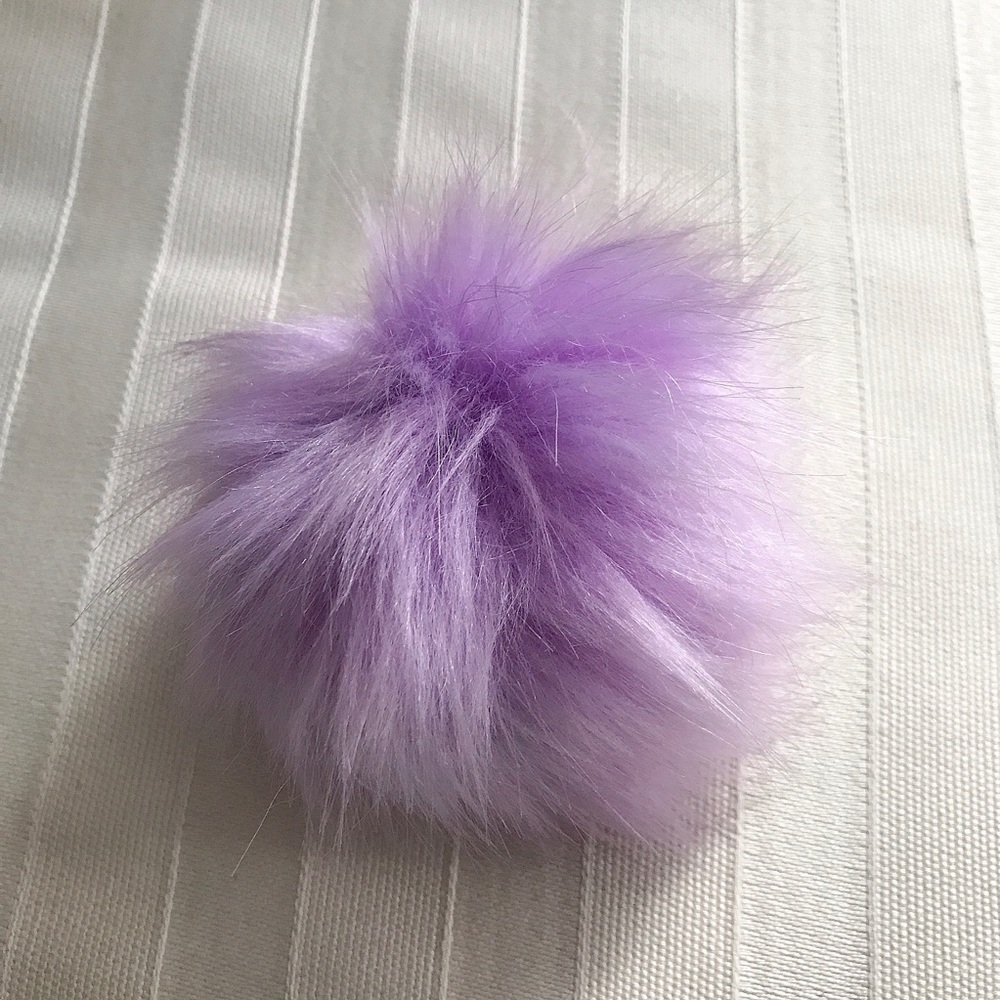 Purple Fur Keychain - Picture 4 of 4